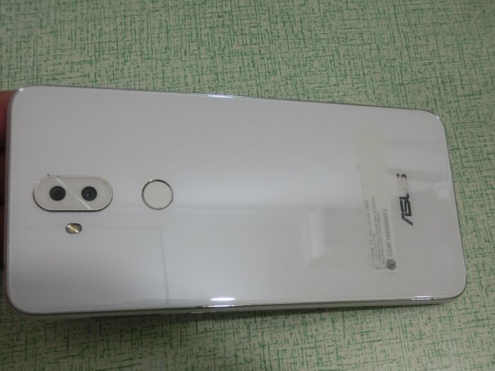 ASUS ZenFone 5Q ZC600KL 4G/64G X017DA 功能都正常外觀新| Yahoo拍賣
