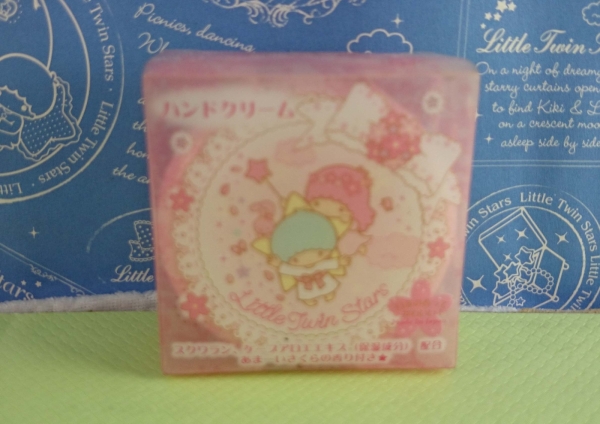 【震撼精品百貨】Little Twin Stars KiKi&LaLa 雙子星小天使~護手霜 櫻花