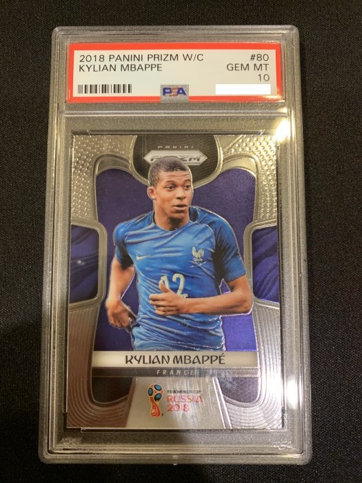 2018 Prizm World Cup Kylian Mbappe PSA10