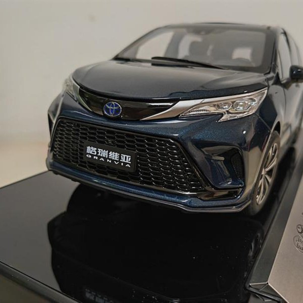 模型車原廠一汽豐田格瑞維亞MPV TOYOTO GRANVIA商務車1:18合金汽車模型