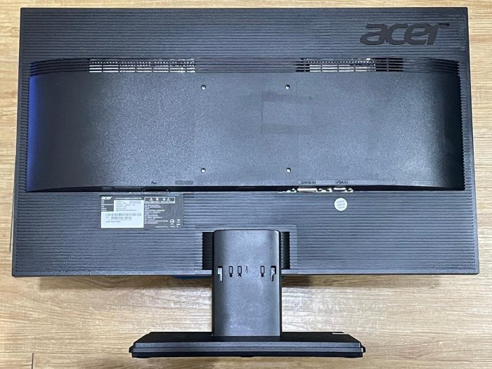 良品宏碁Acer V246HYL 24型16:9 FHD 1080P IPS面板LED顯示器(附螢幕線 