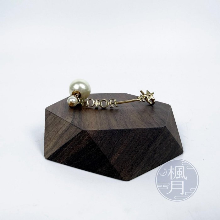 【一元起標 10/11】*Christian Dior 金LOGO珍珠單邊耳環