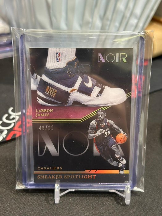 NBA 2021-22 Panini Noir Sneaker Spotlight 鞋燈 #1 LeBron James 限量05/99 騎士隊