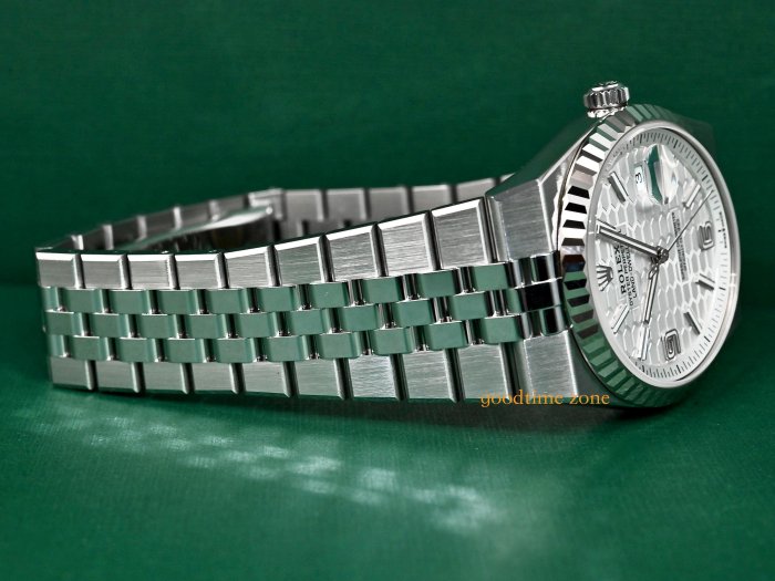 現貨] ROLEX 勞力士127334 Land-Dweller 全新26/01現貨陸行者蜂巢圖案