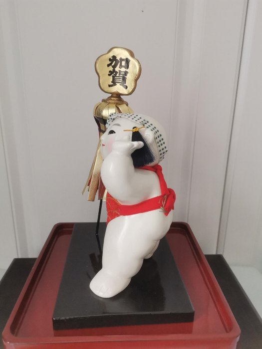 嚴選日本晃山作加賀人形，全新品附原盒，高20.5公分宽12公分人偶玩具