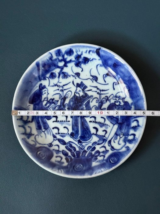 嚴選清代雍正福祿壽三星青花瓷盤，景德鎮窯口精工細作，青花發色沉穩