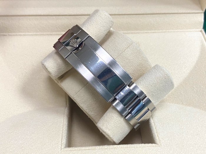 飛馬當舖售ROLEX 勞力士Submariner 潛航者126619 LB 藍水鬼新式保卡
