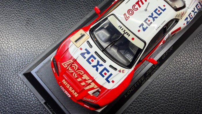 LOCTITE ZEXEL EBBRO Nissan GTR R34 JGTC 2000 賽車模型紅白配色合金
