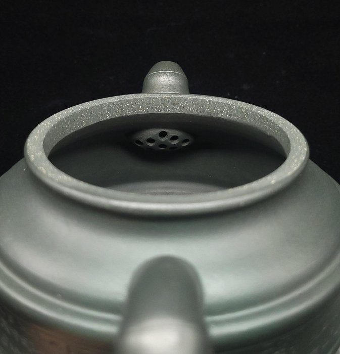 紫砂壺-H372-國家美術工藝師史慶堂-九齡君子蘭泥料-雙線竹鼓壺-約300cc