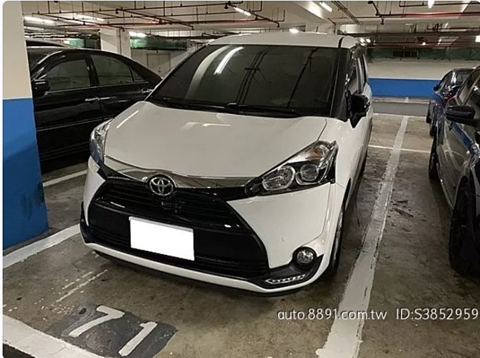 高雄三民區15萬！2017年 Toyota/Sienta 1.8L實車認證～
