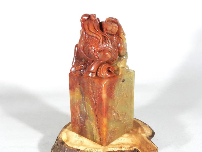 印材　龍紋彫刻　印章　寿山石 寿山石 印材（角） 龍の彫刻 小 20×20mm [IK0001109] : 水晶石