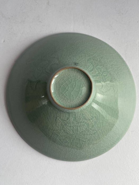 真品現貨】韓國名家抹林窯李奇休（玄）作高麗青瓷鑲嵌雲鶴紋茶碗附原裝