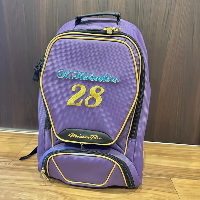 貳拾肆棒球-日本帶回Mizuno pro 火鳥金標日職棒球員支給後背包