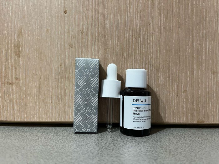 DR. WU 玻尿酸保濕精華液15ml裸瓶 (2027/3), 特惠320