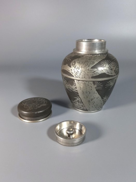 「點銅乾茂自造」古錫製，清時代 點銅乾茂自造」古錫製，清時代 點銅乾茂自