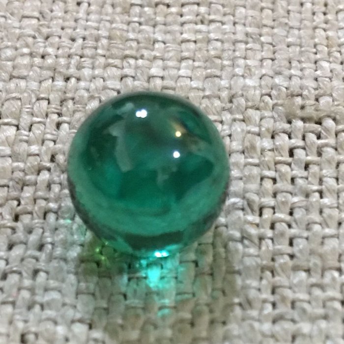 超珍品激レア！‼︎ 老礦石 佛目龍六眼天珠 超激レア珍品‼︎ 赤龍紋 龍