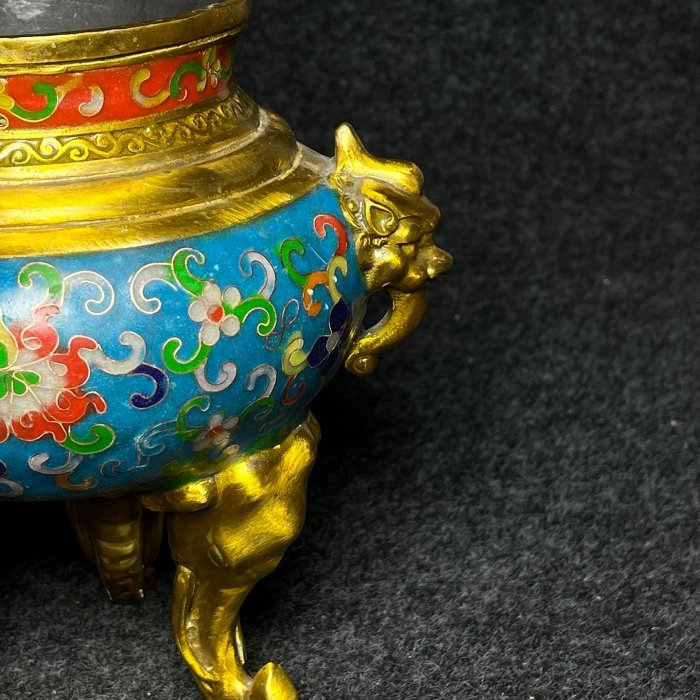 景泰藍掐絲琺瑯彩熏香爐尺寸：長寬高191226公分45不古玩收藏老物件