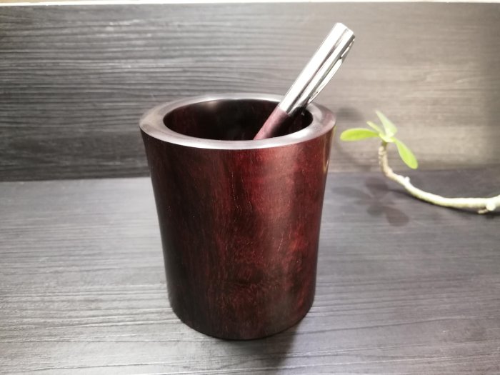 多藝多]印度小葉紫檀野生老料帶金星筆筒約高10圓9cm 收藏價7500