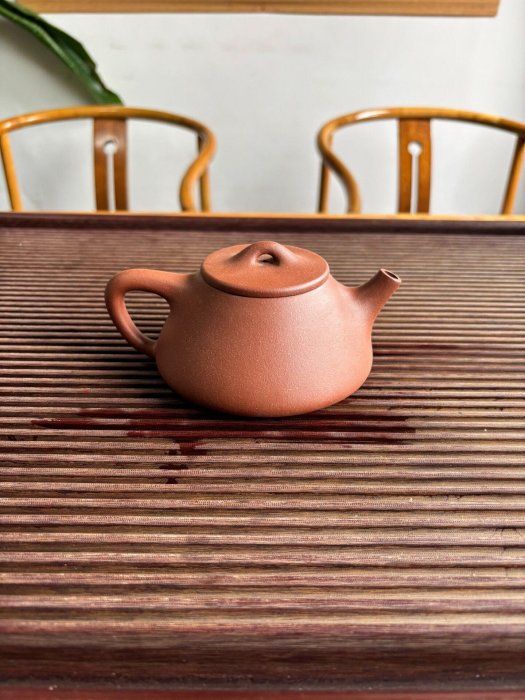 嚴選宜興紫砂石瓢壺，清水泥手工珍藏款，370CC泡茶神器，附精美禮盒與