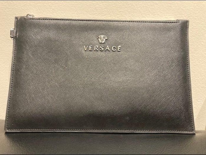 Versace凡賽斯經典女王頭男用手拿包 特價 高檔 精品