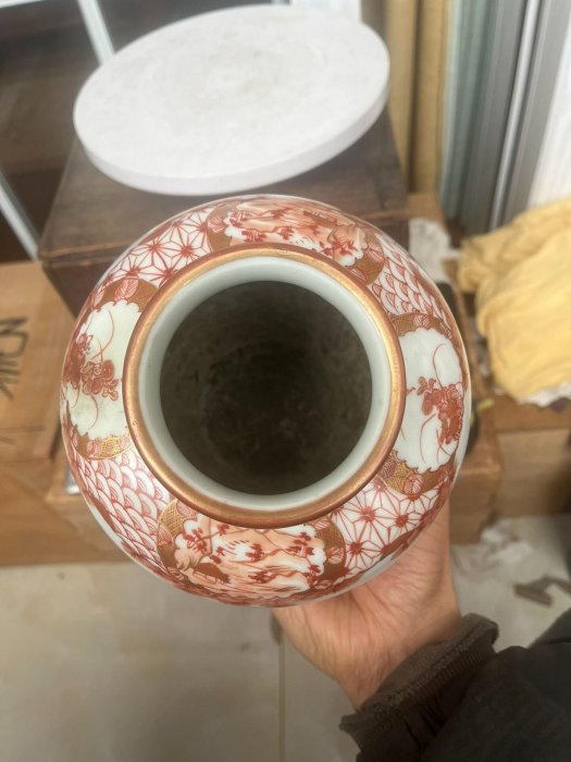 日本舶來品，明治老九谷，赤繪“竹林七賢”人物紋花瓶只高度20厘米，肚徑