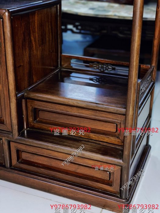 日本回流老紅木家具茶室茶道具紅酸枝茶棚多寶閣茶柜。 品相完整、面板