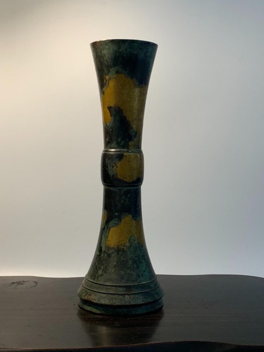 日本老物件秦藏六銅器花瓶鑄銅花瓶花入貼金花器日本花瓶，日本高