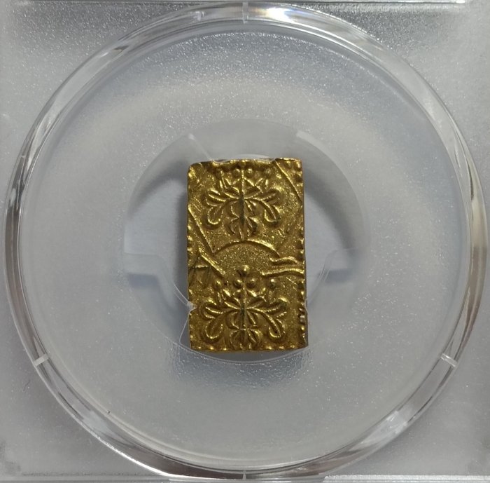 1868-69)日本明治二分金PCGS MS62 3.00g 黃金含量約23％ 銀含量為77