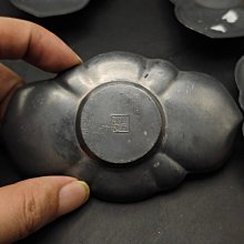 嚴選日本老品牌乾茂號錫茶托，木瓜造型純錫製，分量十足適合小杯使用