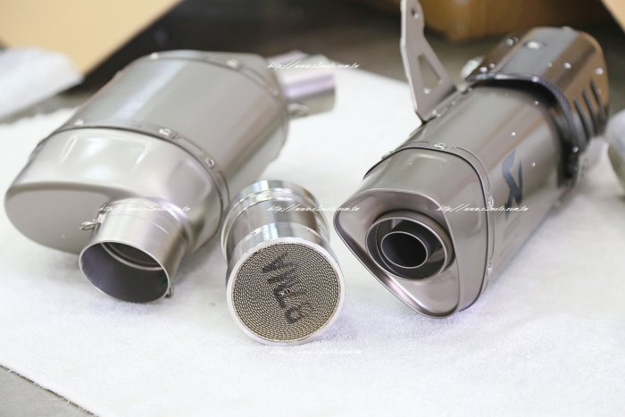 Akrapovic】YAMAHA YZFR7 YZF-R7 YZF R7 原廠精品蠍子管雷雕鈦