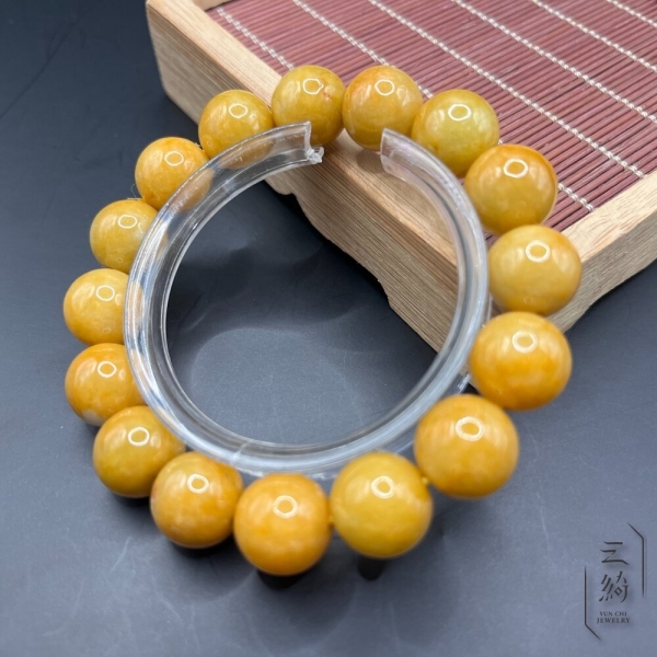 云綺珠寶】天然緬甸A貨翡翠雞油黃黃翡富貴手串13mm+ | 其他珠寶品牌