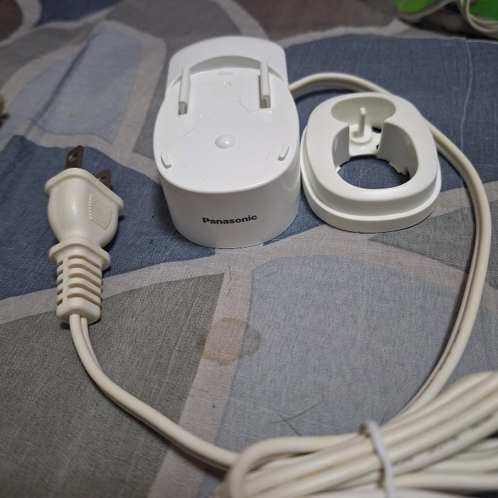 國際牌電動牙刷充電器。滿百出貨。