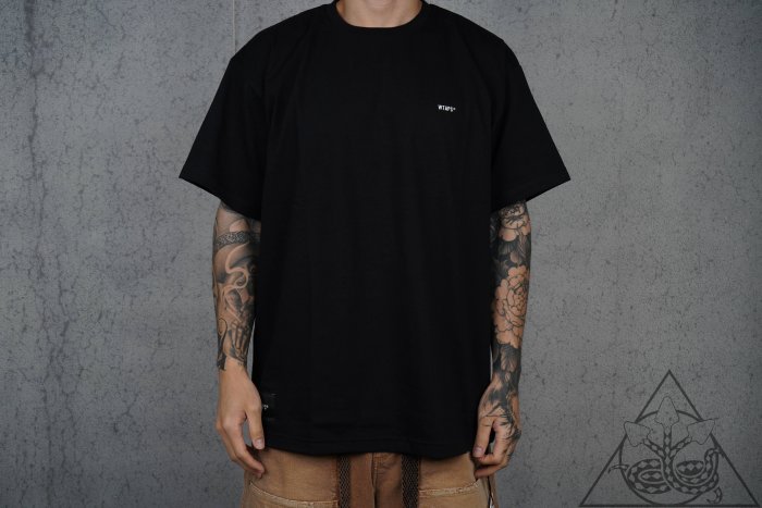 トップス WTAPS 241ATDT-STMO3S FORTLESS / SS / WTAPS Men's Fortless T-Shirt in Black WTAPS