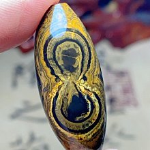 收藏級金剛杵天眼天珠，高貨懂得都懂，天然意境象形蒙天珠九眼石頁巖龍