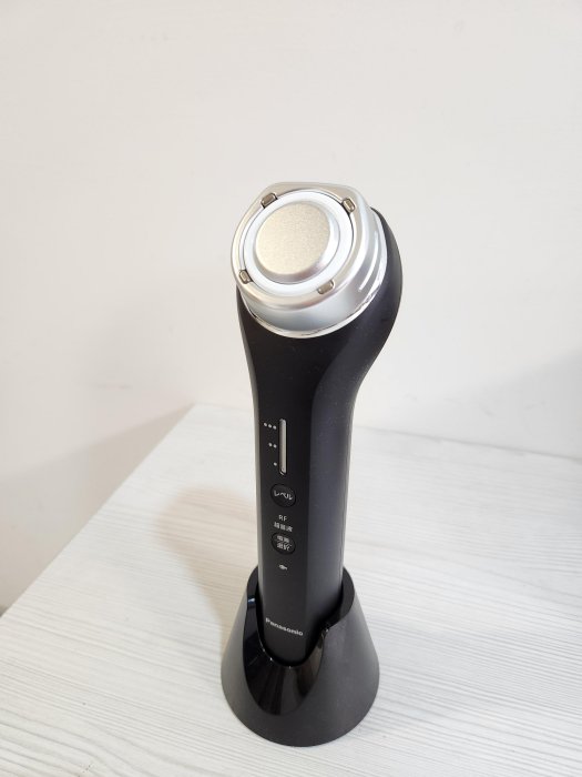 Panasonic 美容器 PREMIUM ブラック RF美容器 EH-XR20 概要 RF美顔器（プレミアム） EH-XR20 | フェイスケア（スチーマー