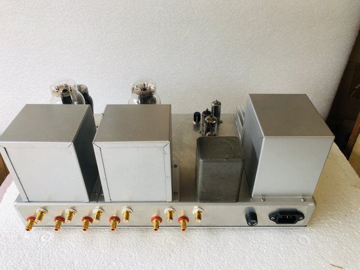 代購VT52 或345真空管前級擴大機(管王有輸出變壓器,也可直接插2A3,345