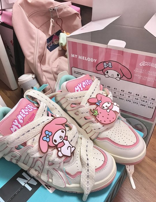少量OLD ORDER X SANRIO My Melody SKATER 001 麵包鞋嘻哈潮流
