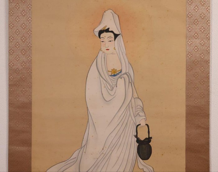 【模写】日本画 魚籃観音像 在銘 松堂 絹本 掛軸 木箱入り 仏画 MB233 魚籃觀音佛畫絹本掛軸木箱入| Yahoo拍賣