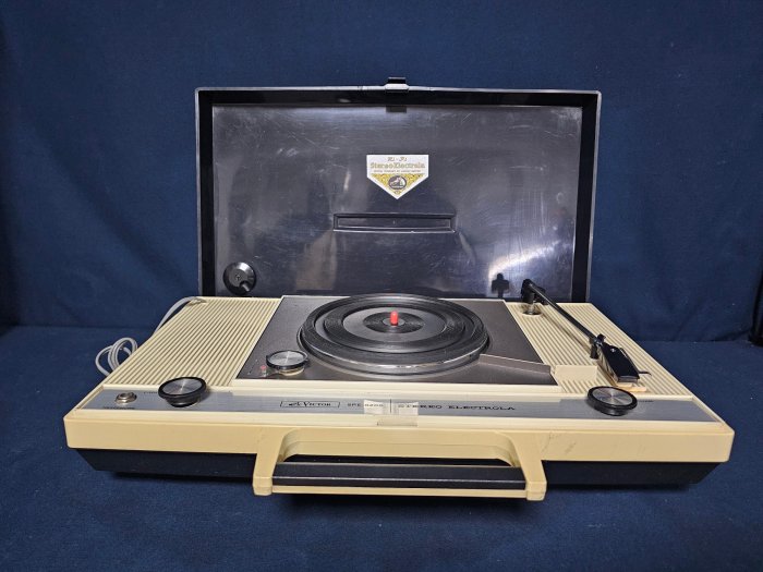 【歲月】昭和時期 VICTOR 勝利牌 真空管 手提 唱機 黑膠唱機 骨董唱機 蟲膠唱機 電木唱機 擴大機 非留聲機 昭和古道具