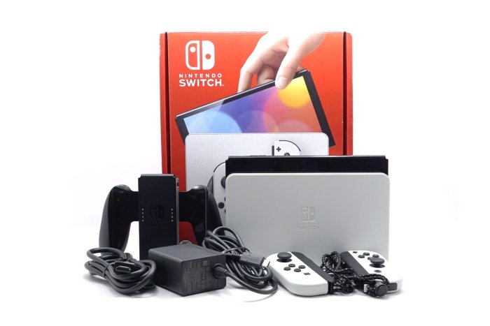 【台中青蘋果】任天堂 Nintendo Switch OLED 白色 二手 電玩主機 #95538