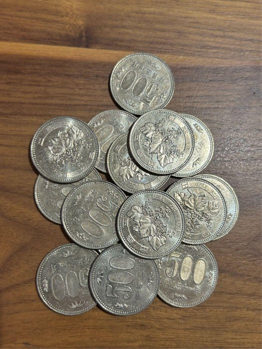 H2Shop】日本Japan 日幣日元500円平成14-31年2002-2019年Yen 花朵圖案