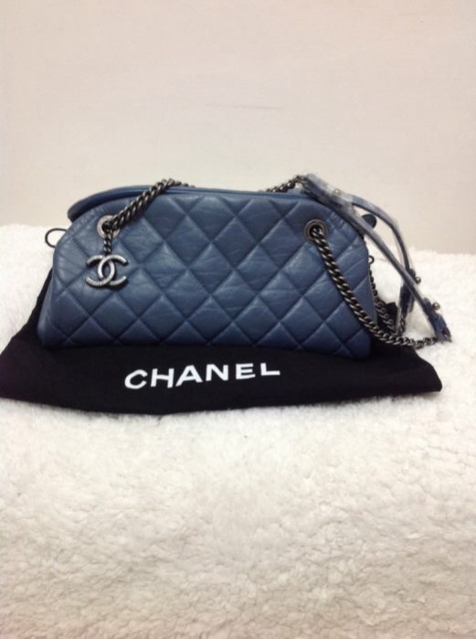 [近全新] CHANEL 荔枝土耳其藍格紋 雙鍊LOGO垂飾設計｜豆腐包｜類似楊丞琳包 ~耐用優雅 經典款 就一只