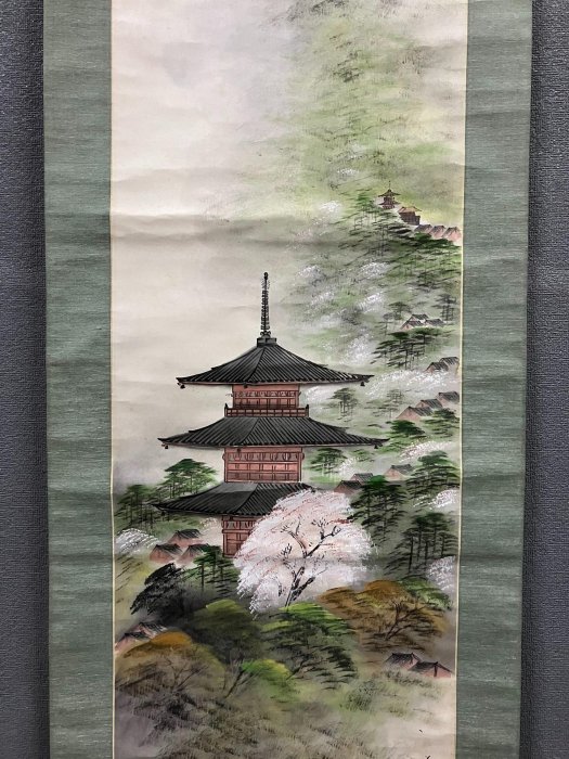 嚴選華峰創作設色山水茶掛《櫻山樓閣圖》，精工細作國畫藝術品，適合