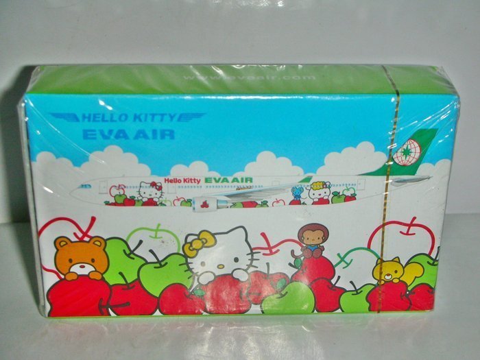 A皮商.(企業寶寶公仔娃娃)全新未拆封EVA AIR長榮航空Hello Kitty凱蒂貓民航機撲克牌!/黑箱66/-P