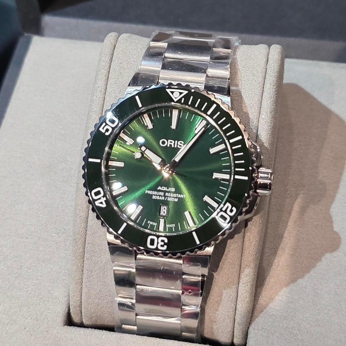 【個人藏錶】 ORIS 豪力時 時間之海 放射綠面 綠圈 300米潛水錶 43.5mm 未配戴 台南二手錶