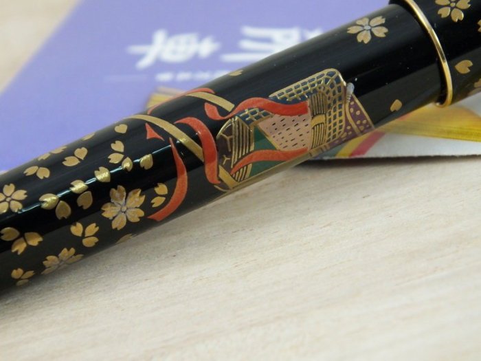 世界名筆交流】罕見Namiki 1993年御守(所)車蒔繪限量鋼筆*久齋大師繪製