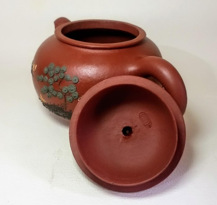 中国宜興紫砂 本物保証　１９３４年の作品 1993年收藏早期宜興紫砂壺。國高工葛陶中／早期作品。7孔。340CC