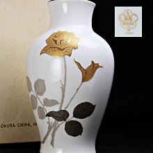 桑園の】日本頂級美瓷大倉陶園OKURA 純金箔金蝕玫瑰薔薇骨瓷花瓶27cm
