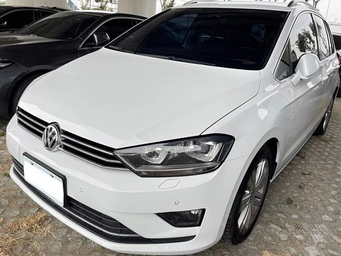 【RLin嚴選車庫】2017款 Volkswagen Golf 白 售價20萬8