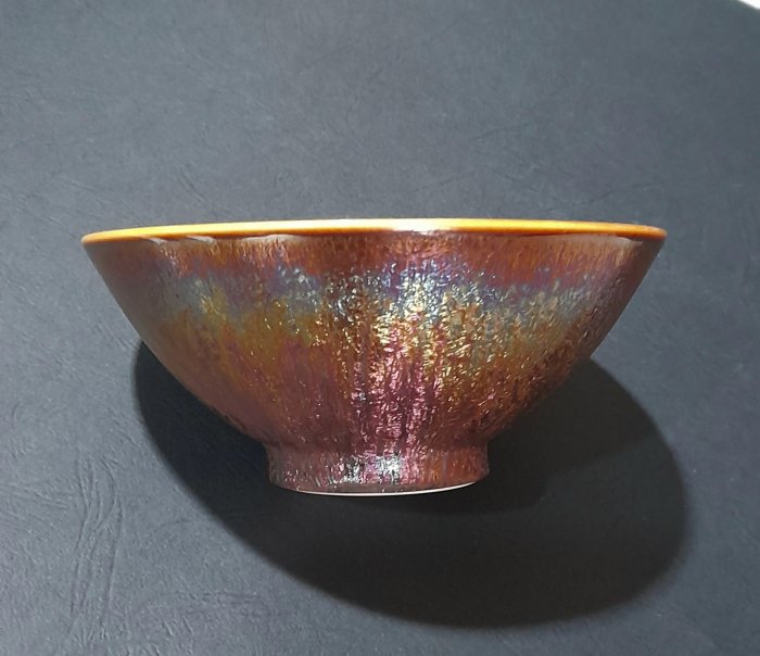 鶯歌知名陶藝師.郭明本精心傑作.親簽落款.錳七彩結晶釉笠